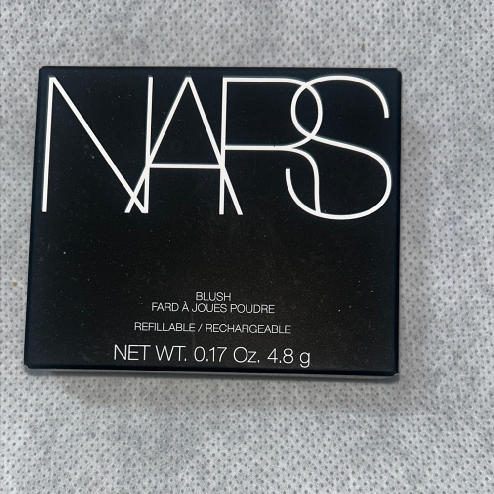 NARS Classic Black Compact